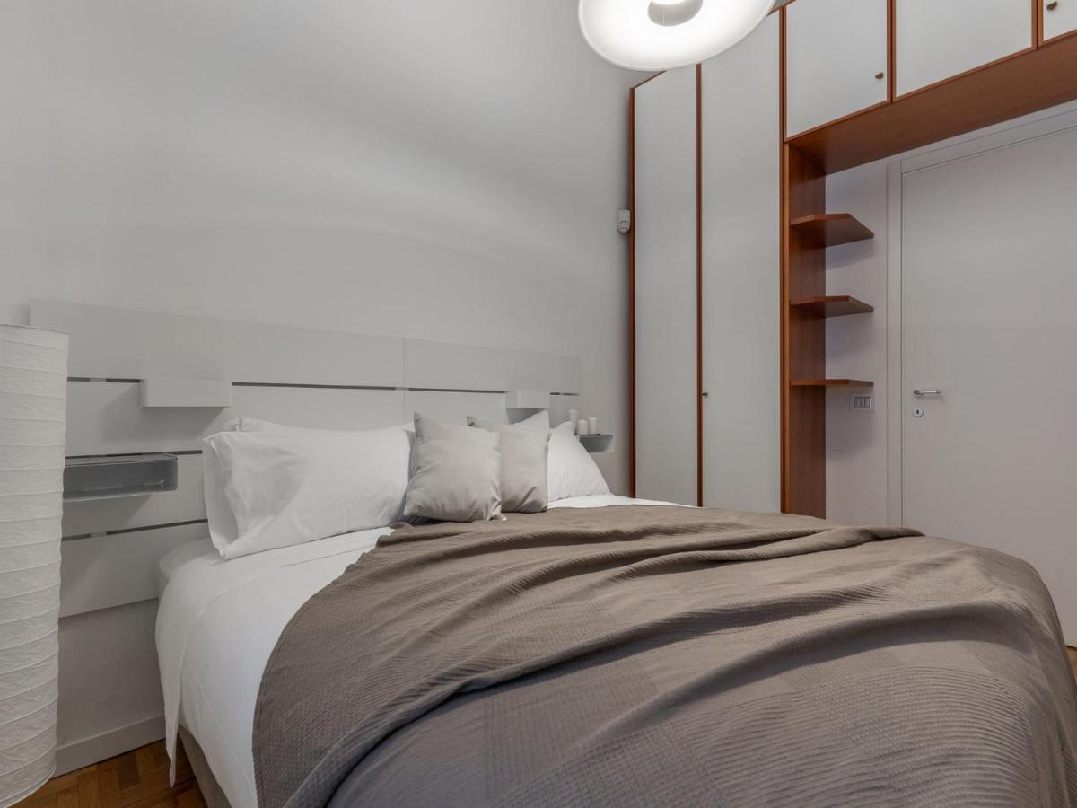 The Best Rent - Spacious Three-Bedroom Apartment In Moscova Milano Dış mekan fotoğraf